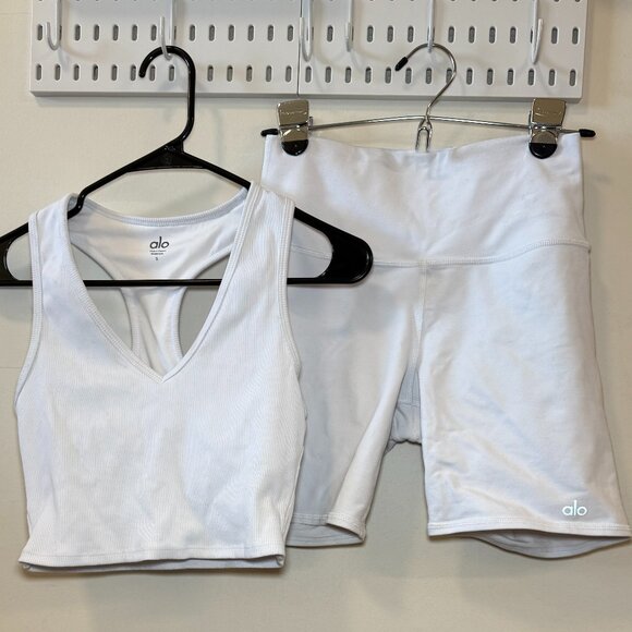 alo white crop and biker short set - Picture 1 of 11